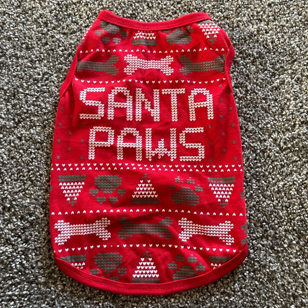 NWOT Born to be Loved red Santa Paws bones dog shirt M